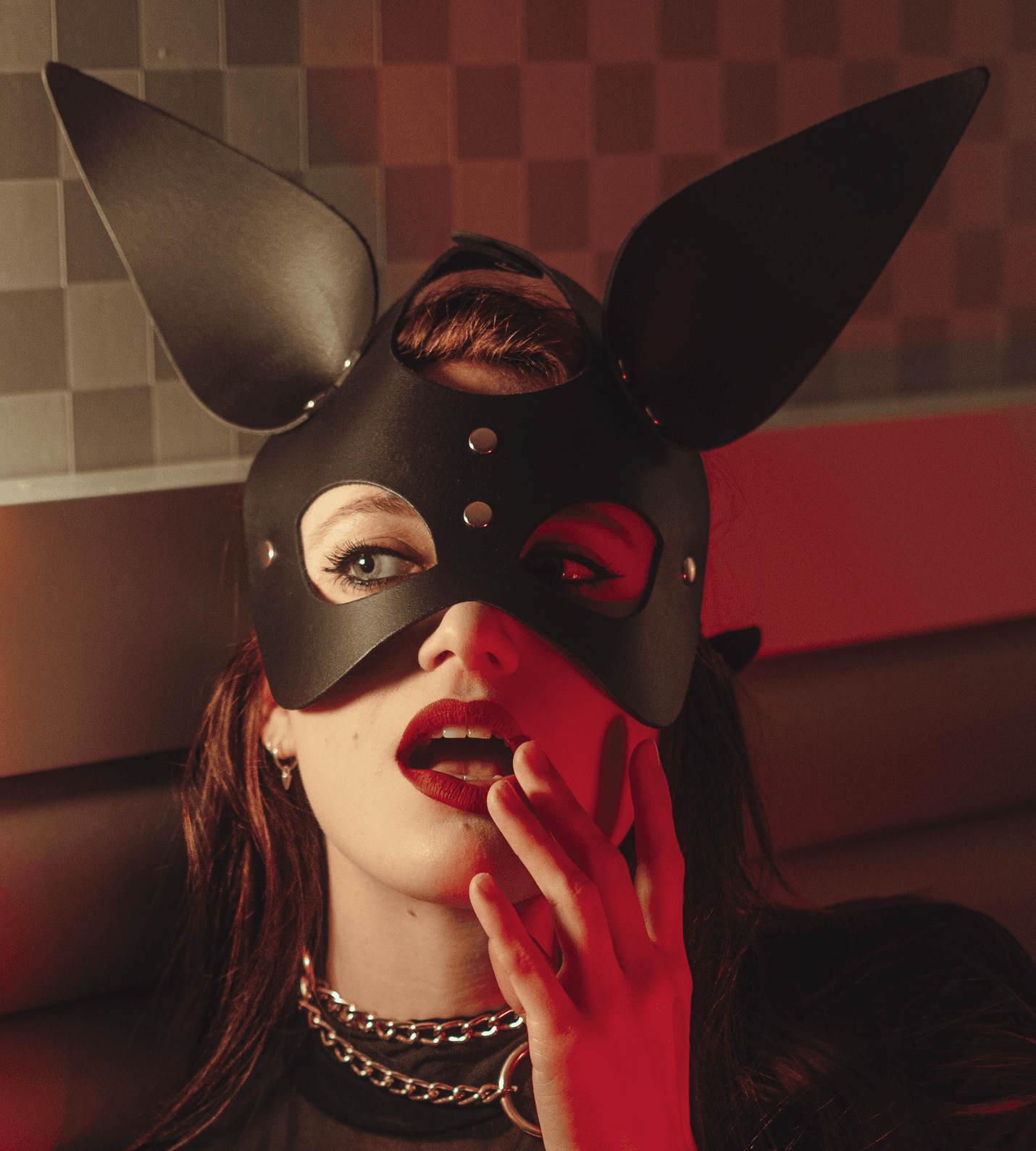 Masque Oreilles Lapin Noir et Gold